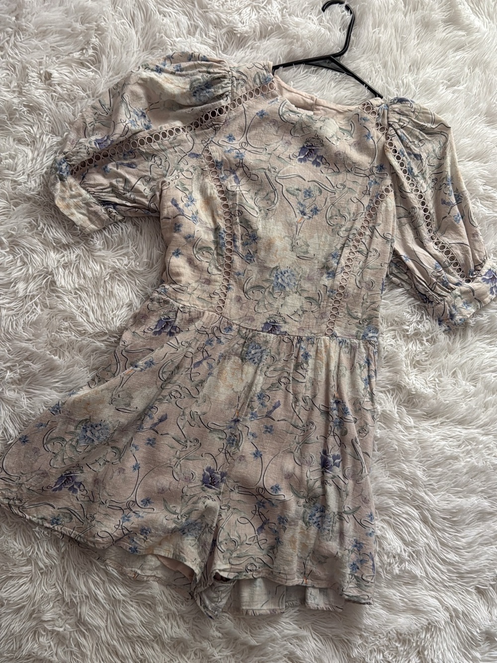Express Floral Puff-Sleeve Romper in Beige and Blue